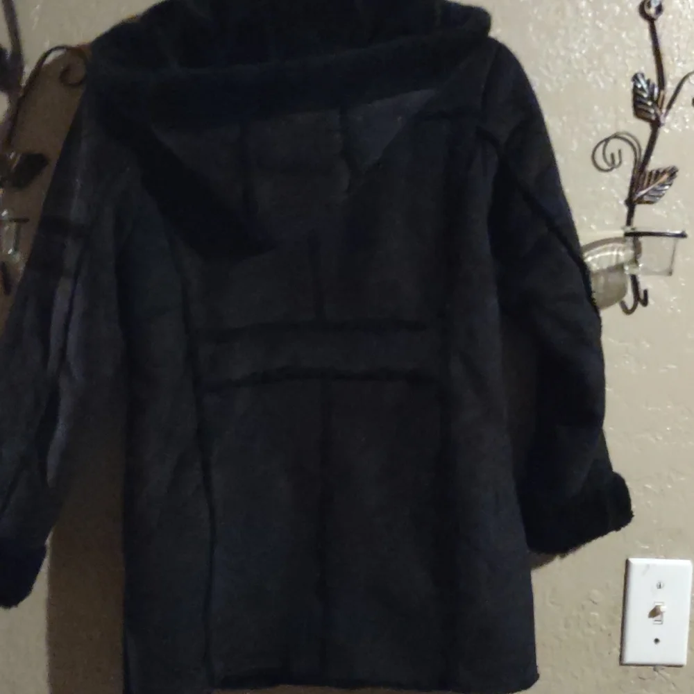 Jacket - Picture 3 of 3